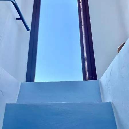 Guest house Cosy In Traditional Cycladic House Aperathos