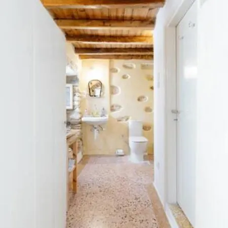 Guest house Cosy In Traditional Cycladic House *