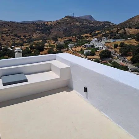 Cosy In Traditional Cycladic House Guest house