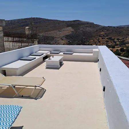 Guest house Cosy In Traditional Cycladic House *